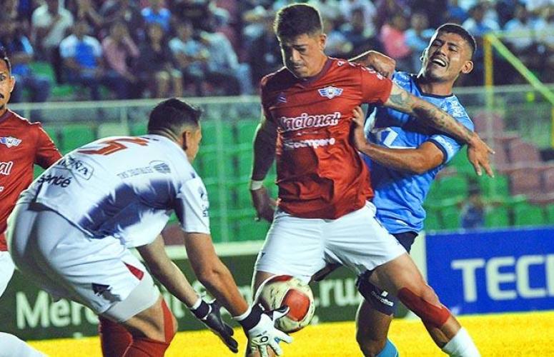 Wilster cae goleado 3-0 en casa de Blooming